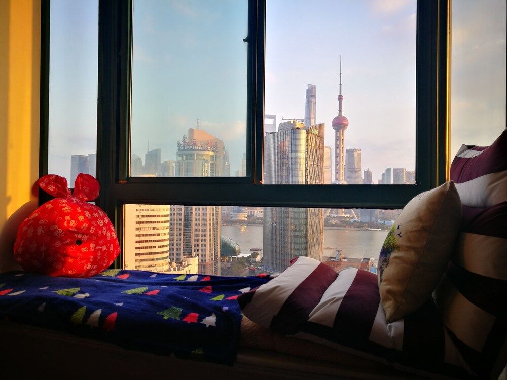 Shanghai The Bund View Guesthouse Deluxe Double Room 19