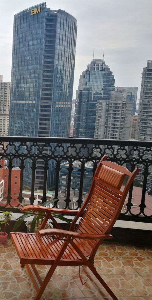 Shanghai The Bund View Guesthouse Deluxe Double Room 7