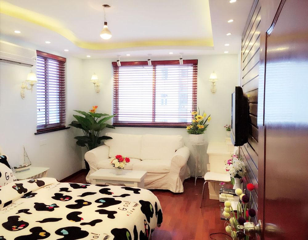 undefined Shanghai Youcun Apartment Jinlu Building 9