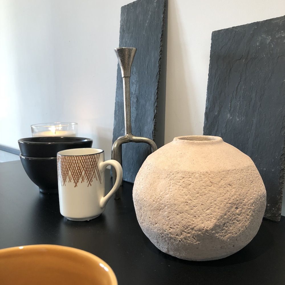 undefined Henry's Apartment- Executive 717 7