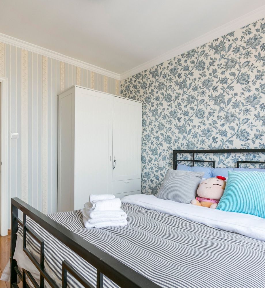 Henry's Apartment- Xinma Road 4 Bedroom Four-Bedroom Apartment 16