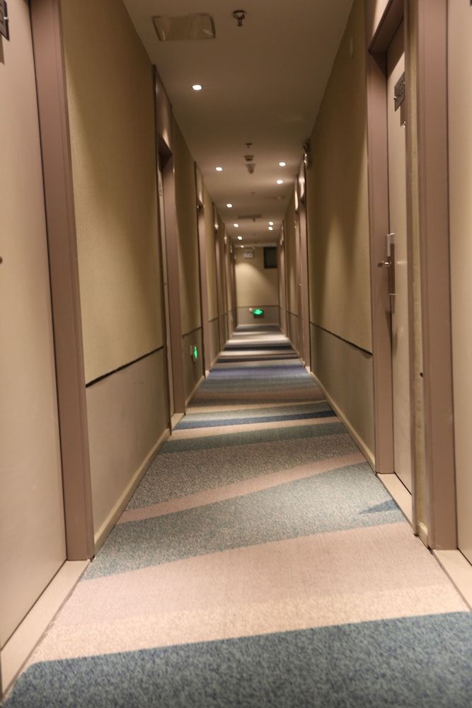 undefined Shanghai Jiejia Preferred Hotel 6