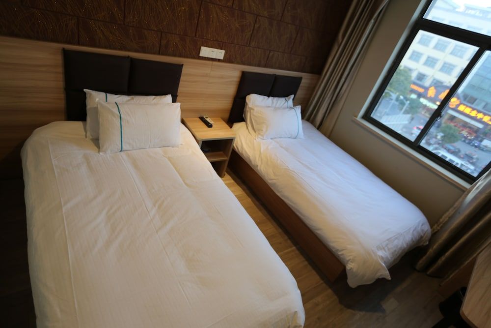 undefined Shanghai xiannuo luxury hotel 7