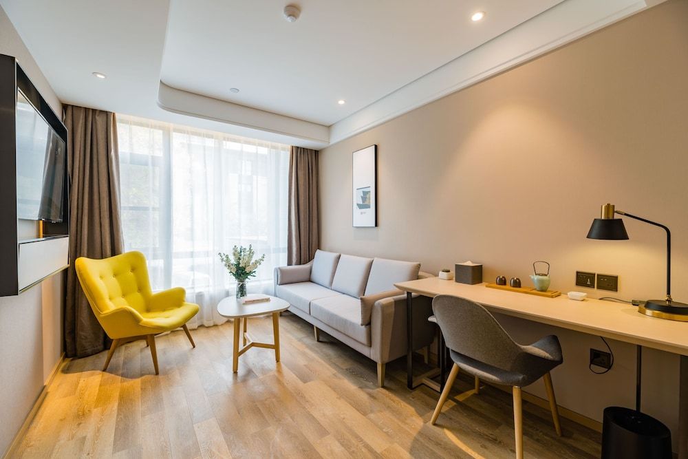 undefined Atour S Hotel Lujiazui Oriental Pearl Shanghai 4