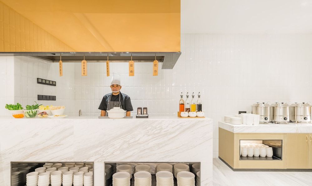 undefined Atour Hotel New International Expo Center Shanghai 8