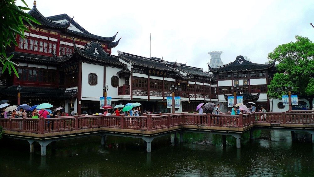 undefined MIJU HOUSE Gubei-a small white building beside Shanghai oil painting sculpture institute 10