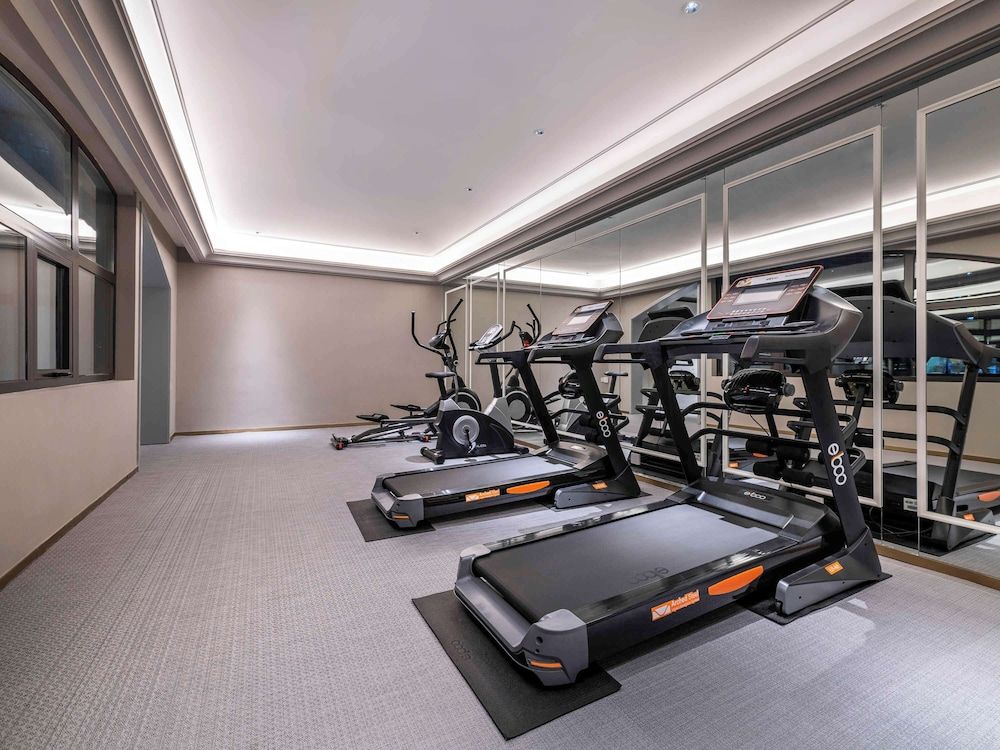 undefined Mercure Shanghai Xujiahui South 6