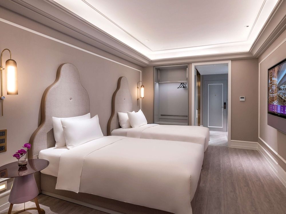 undefined Mercure Shanghai Xujiahui South 2