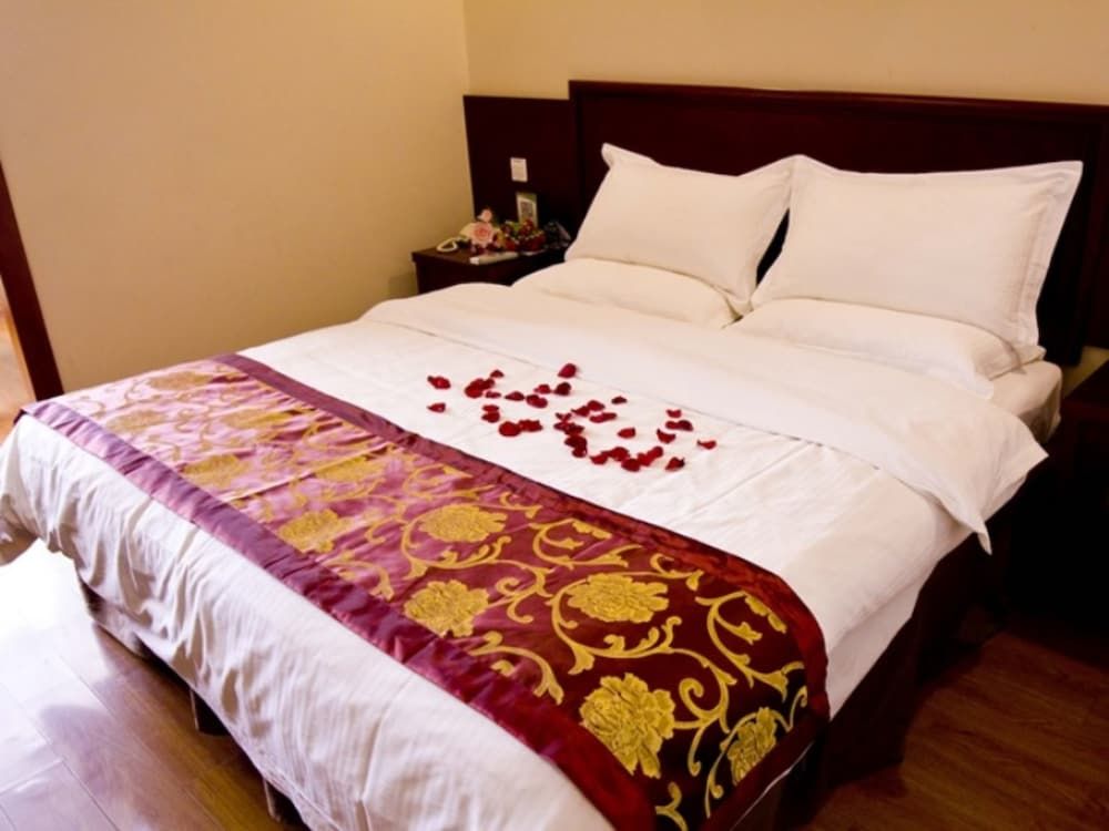 undefined GreenTree Inn Shanghai Hongqiao Hub Convention Center Jinghua Road Shell Hotel 10