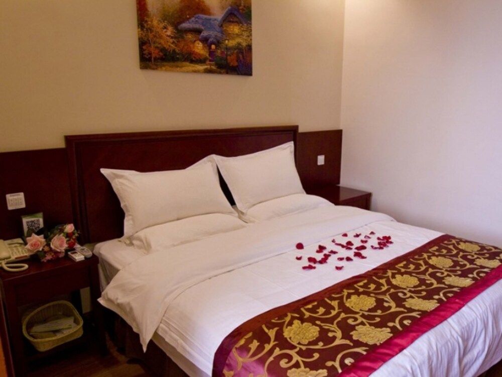 undefined GreenTree Inn Shanghai Hongqiao Hub Convention Center Jinghua Road Shell Hotel 7