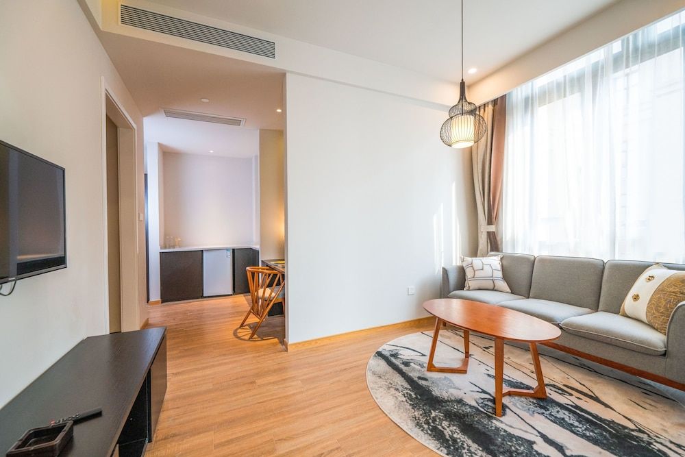 undefined Suisse Place Shanghai 4