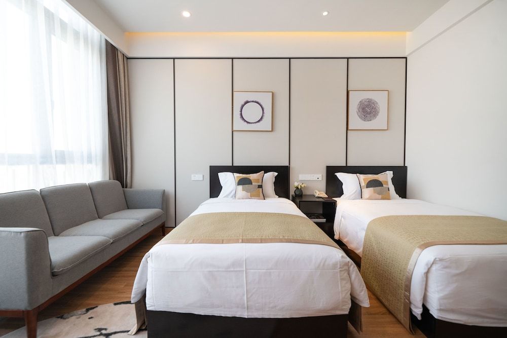 undefined Suisse Place Shanghai 7