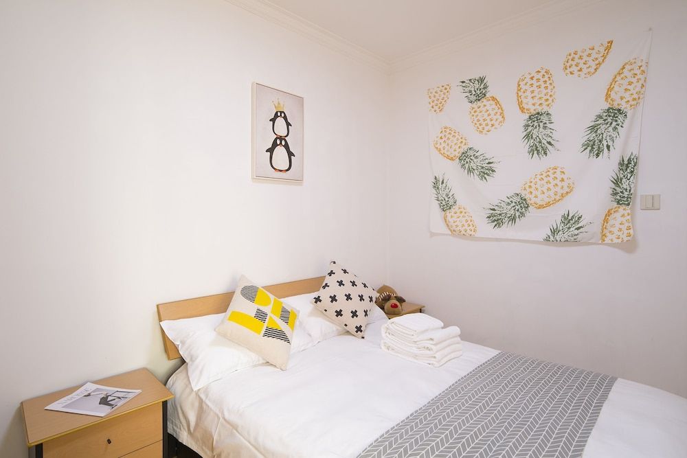 Good Time Travellers Inn-People Square No.2 Business Apartment 15