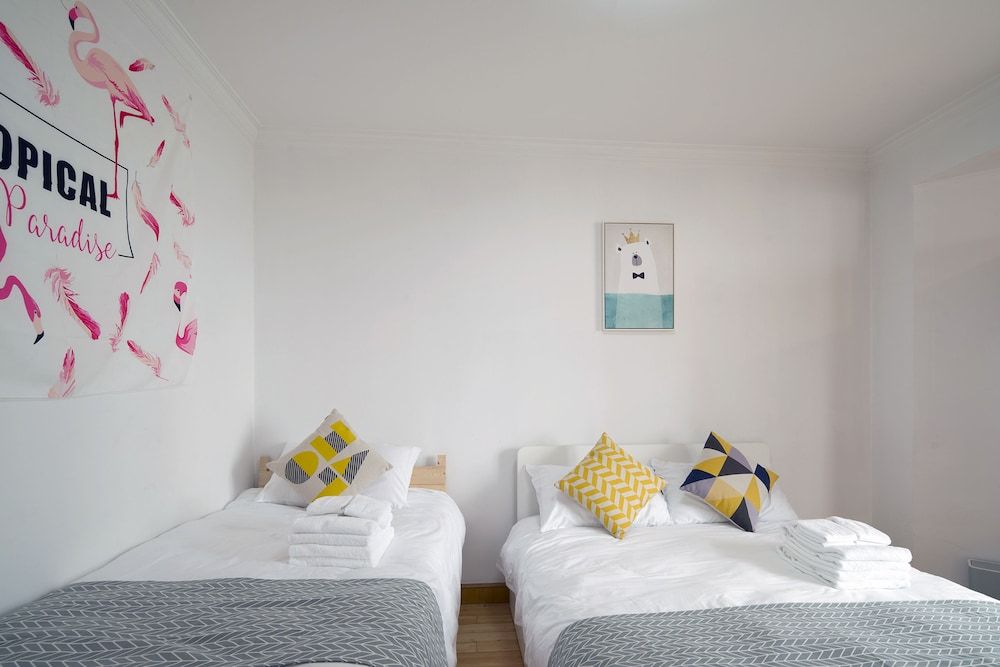 Good Time Travellers Inn-People Square No.2 Business Apartment 12