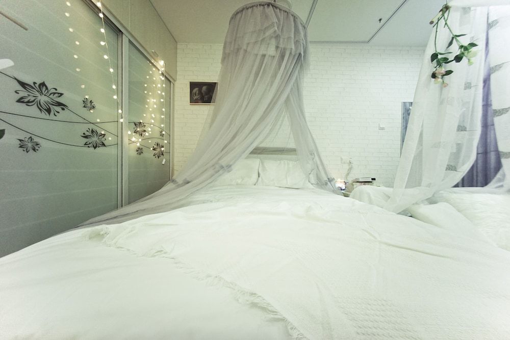 undefined Shanghai Rainbow No.56 6