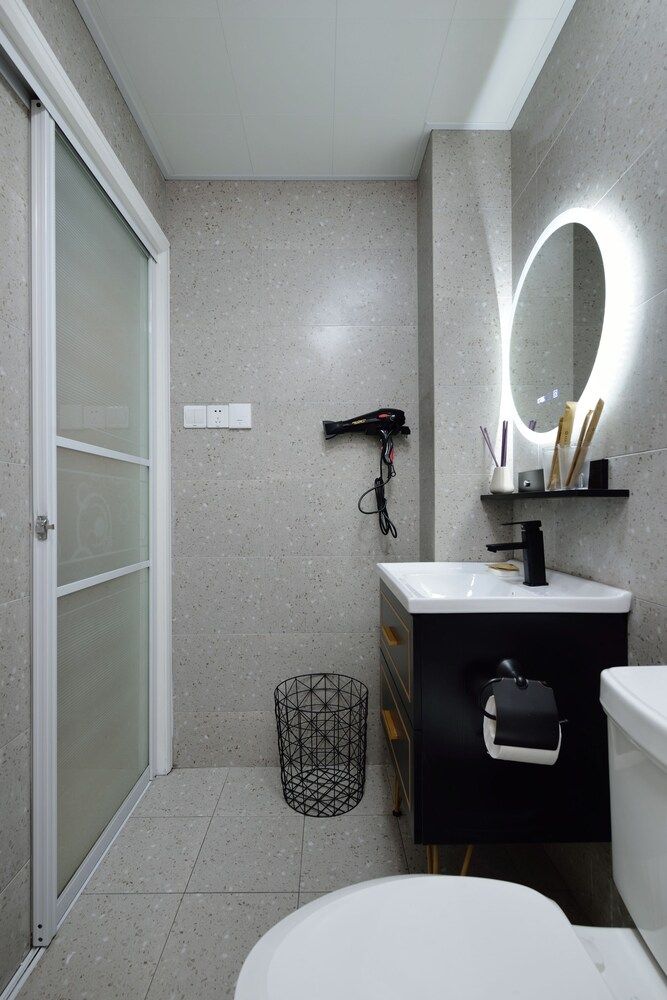 Newly Renovated 1BDR Apt Old Shanghai Apartment, 1 Bedroom 26
