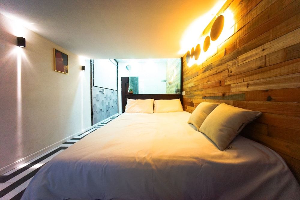 undefined Shanghai Rainbow No.62 9