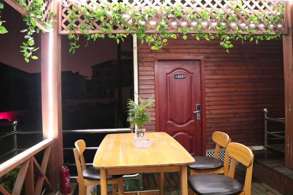 undefined Yi Su Hotel Pudong Airport 9