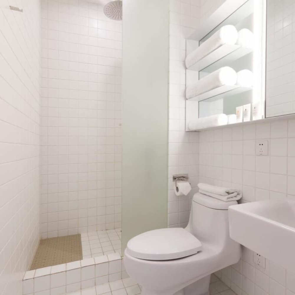 BaseLIVING Zhangjiang Serviced Apartment Executive Studio 6