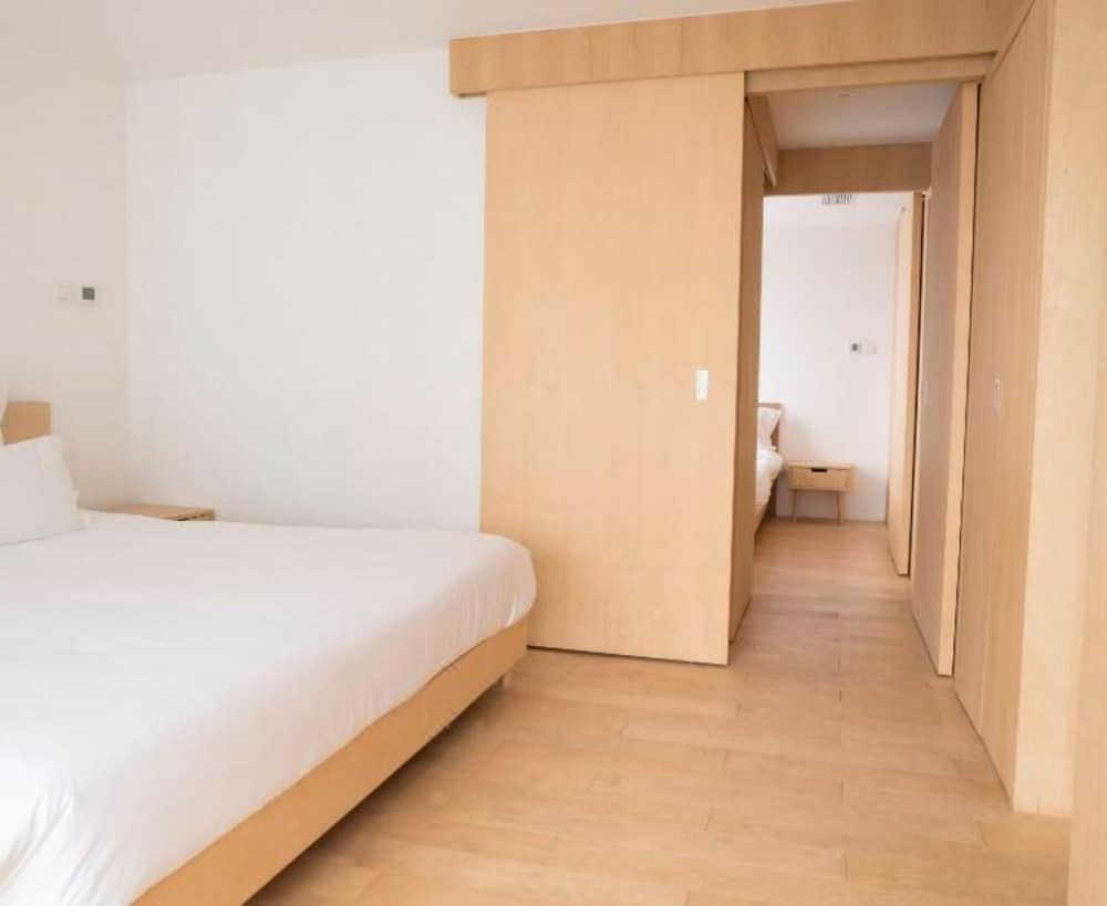 BaseLIVING Zhangjiang Serviced Apartment Executive Apartment, 1 Bedroom 4