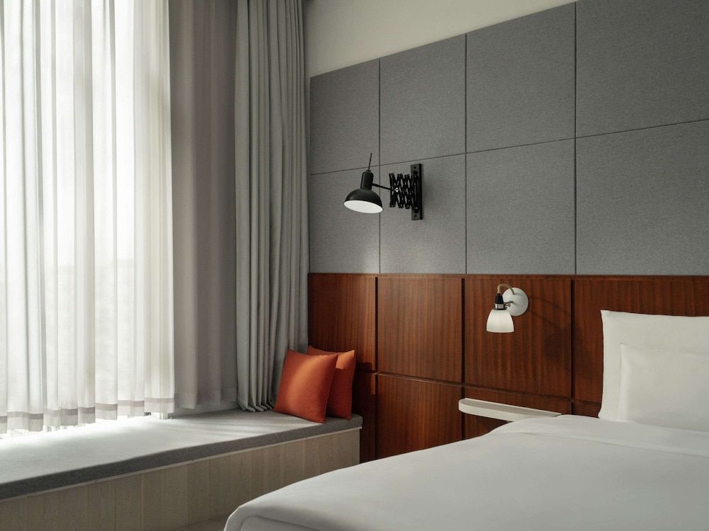 undefined Novotel Shanghai Hongqiao Exhibition 10
