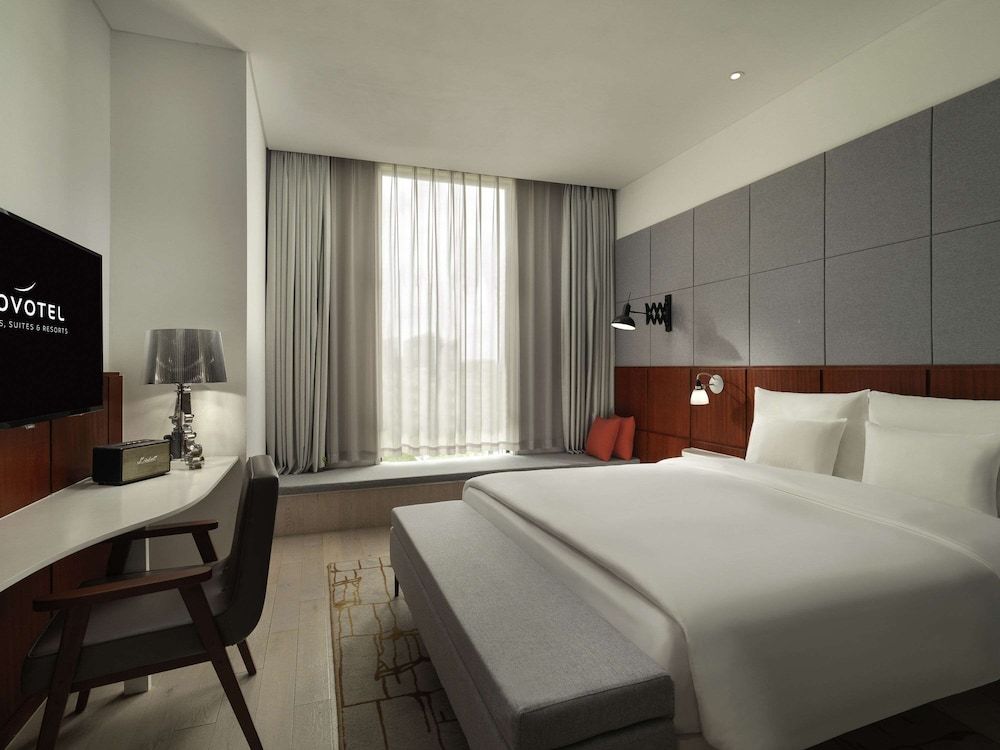 undefined Novotel Shanghai Hongqiao Exhibition 7