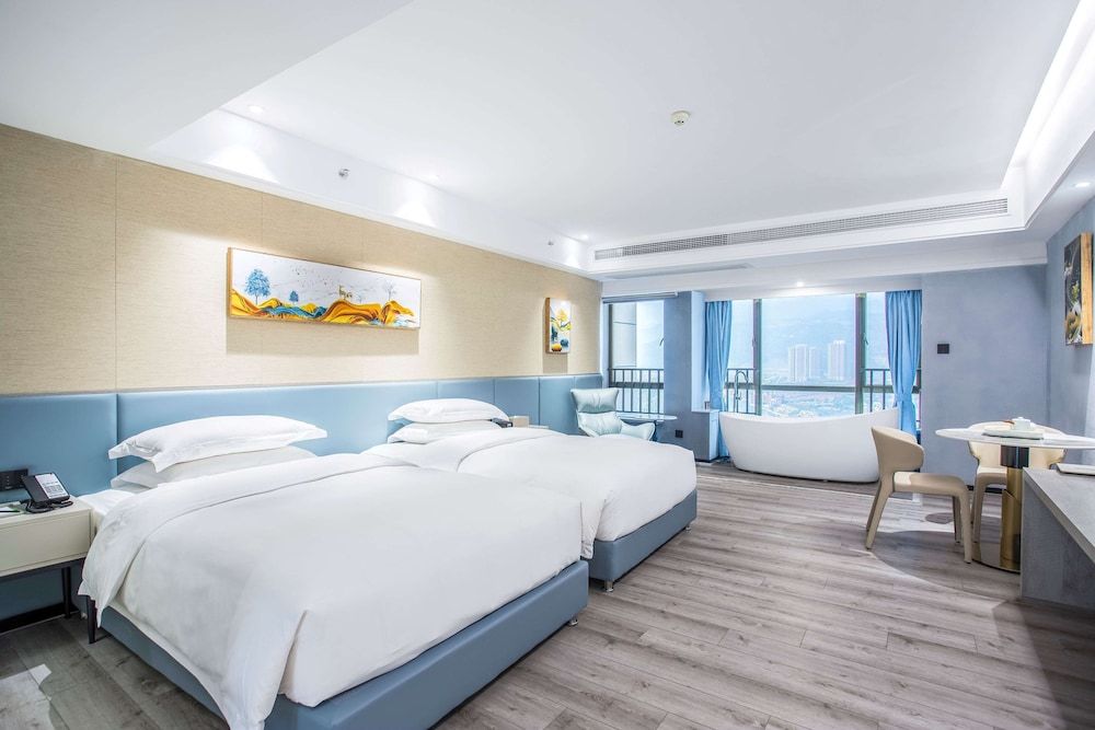 Superior Room, 2 Twin Beds, Garden View