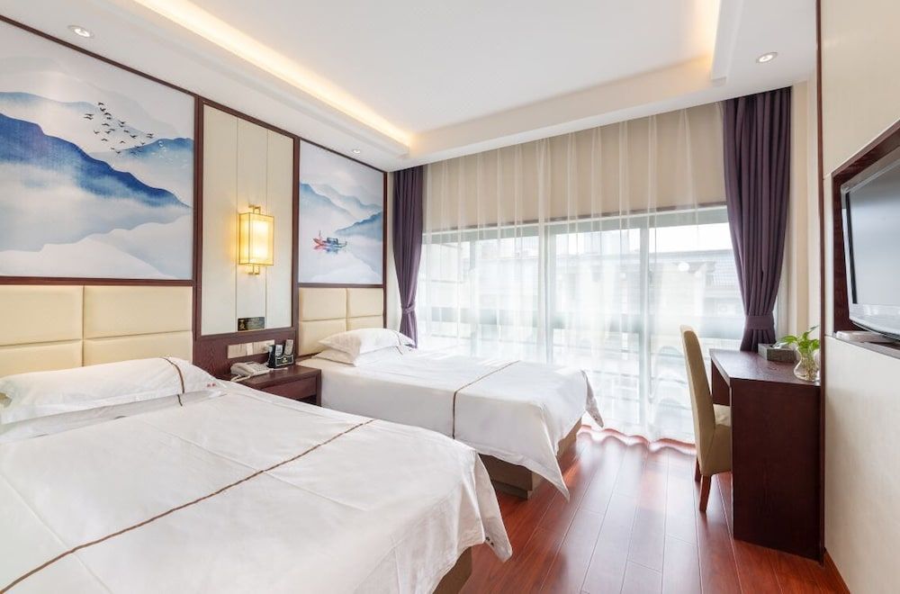 Luxury Twin Room