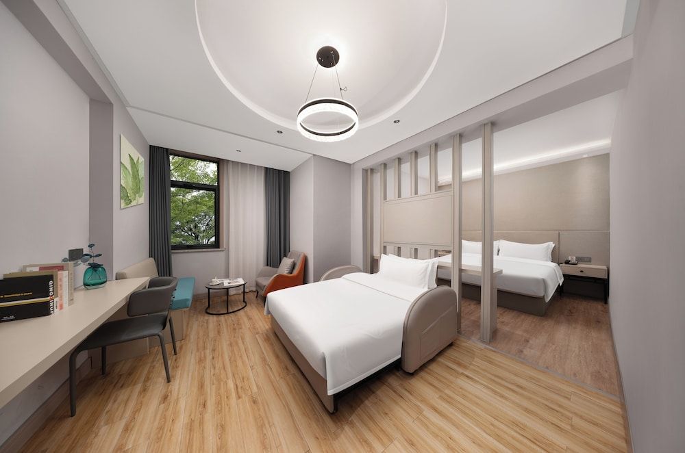 Yiwu Manting City Hotel Triple Room 2