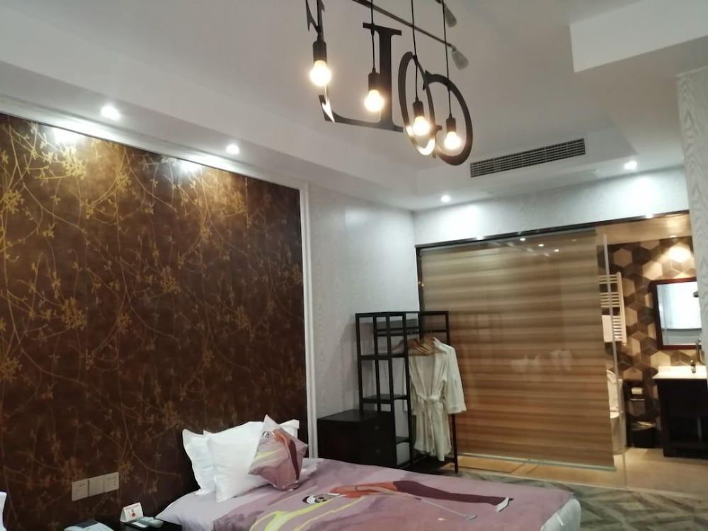 Ningbo Delson Green World Golf Resort Deluxe Twin Room 5