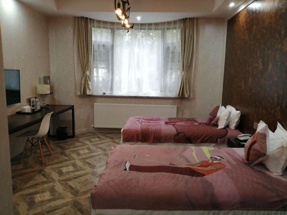 Ningbo Delson Green World Golf Resort Deluxe Twin Room