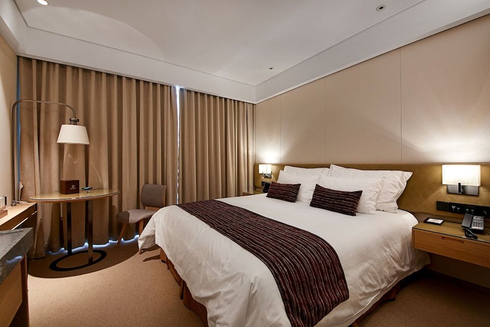 undefined New Century Kylie Hotel Ningbo