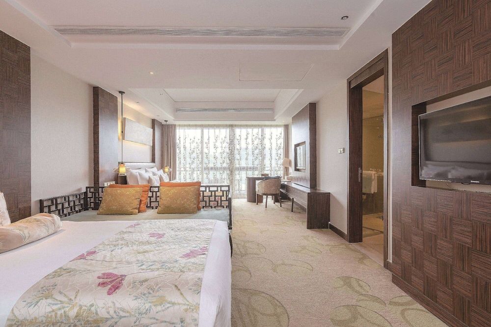 Howard Johnson By Wyndham Dongqian Lake Plaza Ningbo