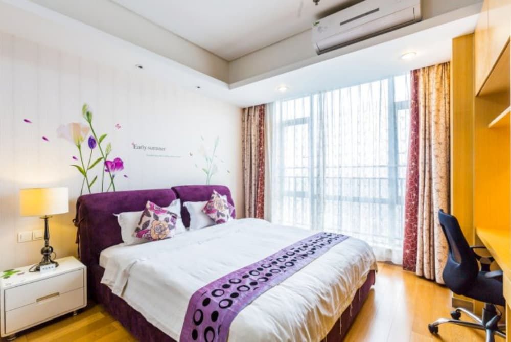 undefined Guangzhou Bojing Hopson Plaza Apartment 4