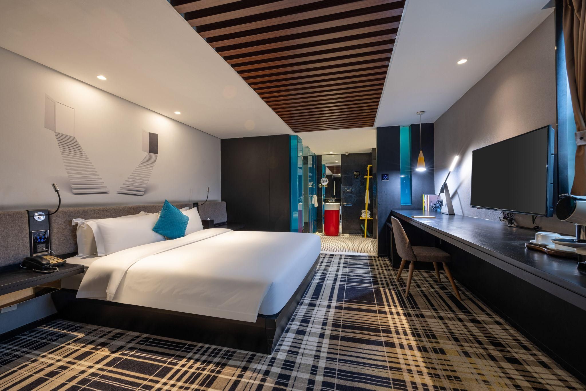 undefined Likto Hotel 5