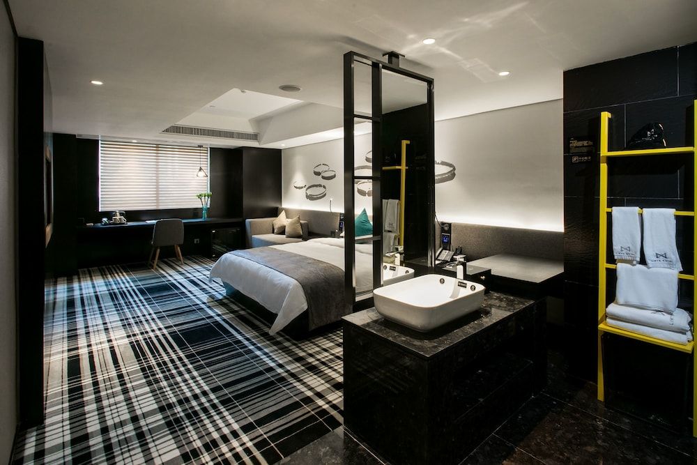 undefined Likto Hotel 9