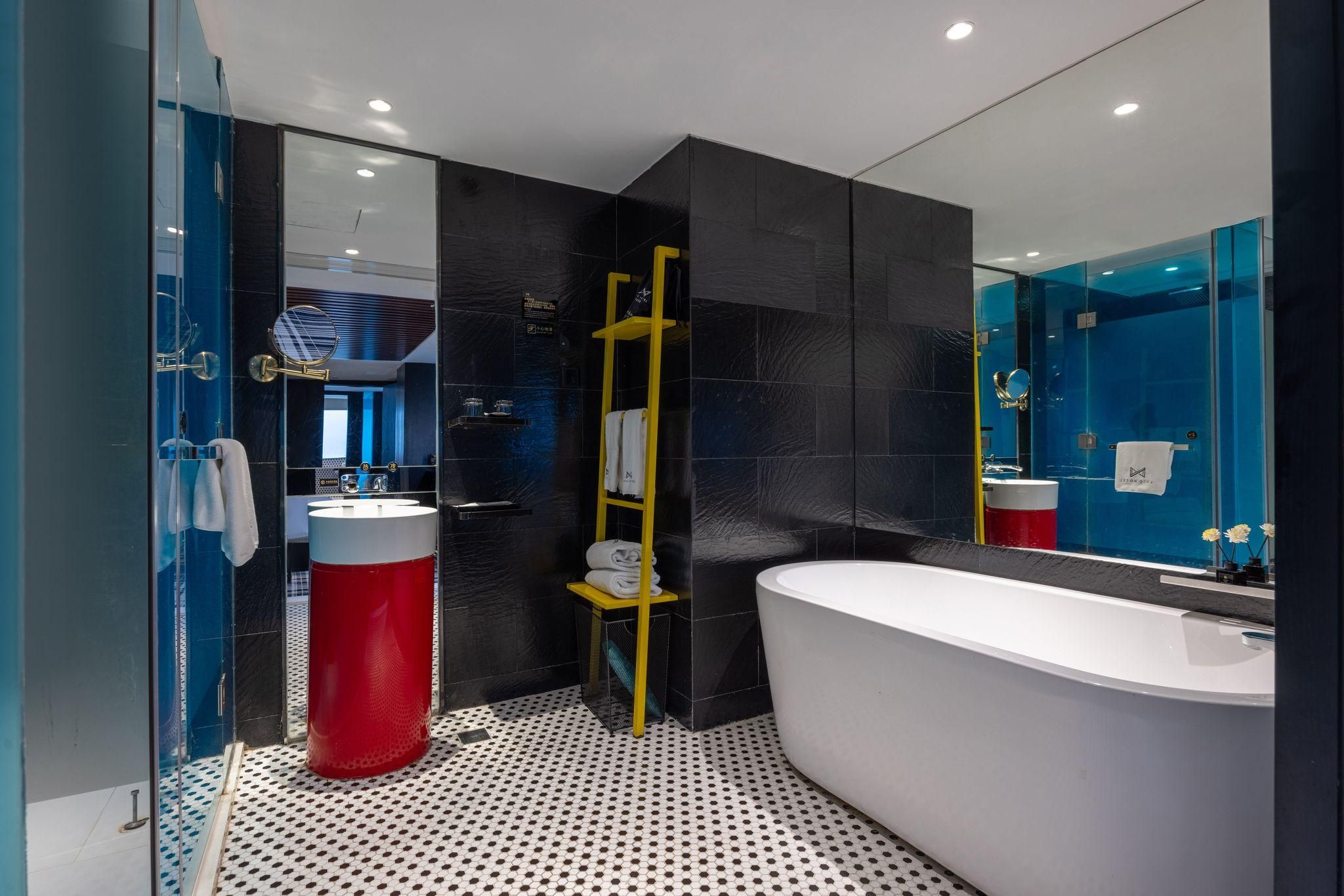 undefined Likto Hotel 7