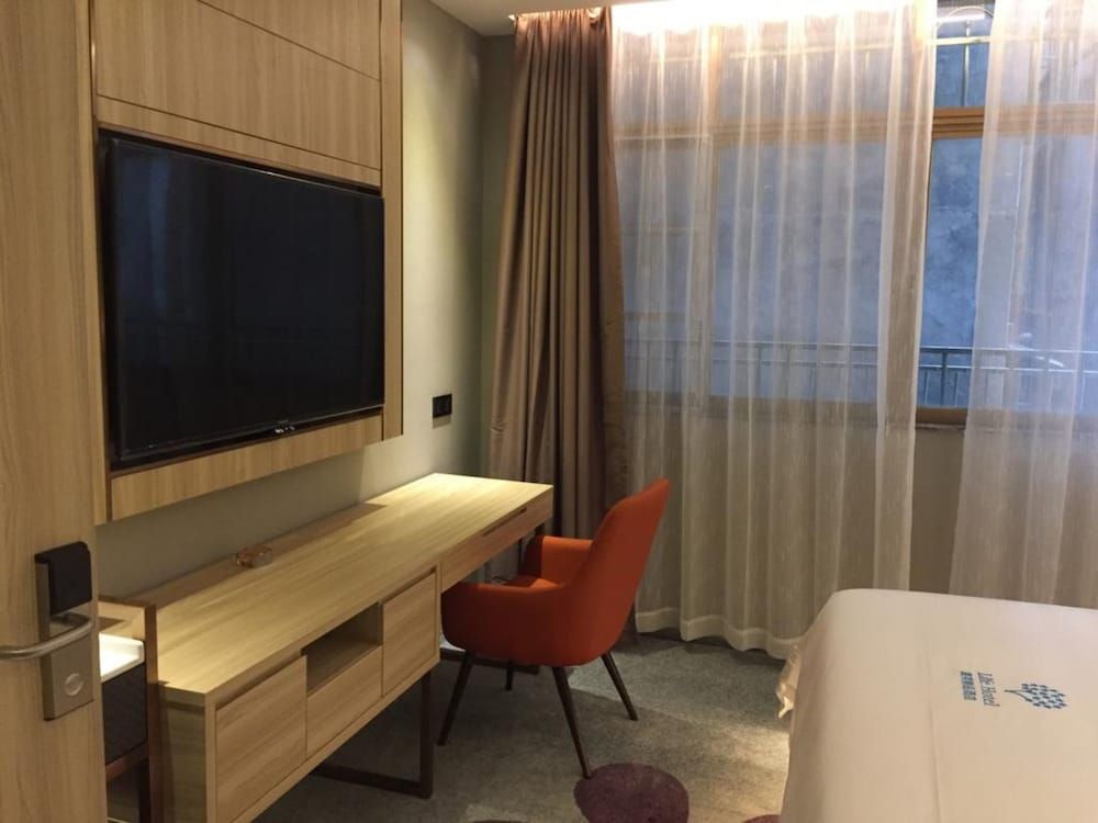 undefined Lifu Hotel - Guangzhou Tower Consulate