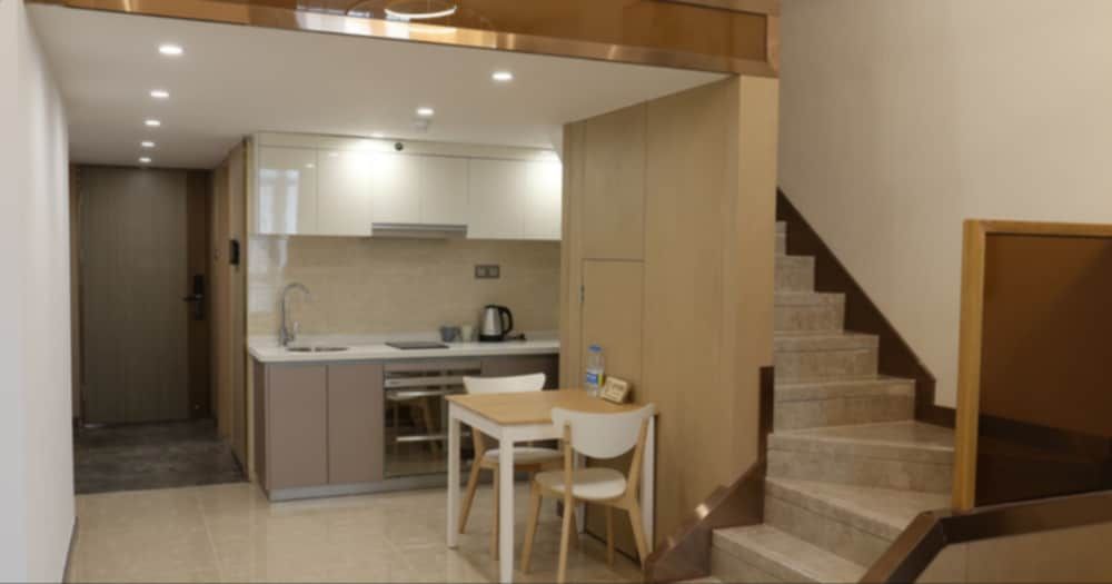 Suman Hotel Apartment One Bedroom Executive Suite 9