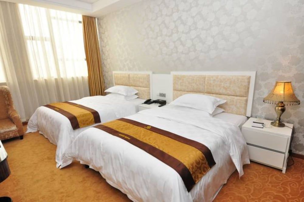 Karen Hotel Standard Twin Room 2