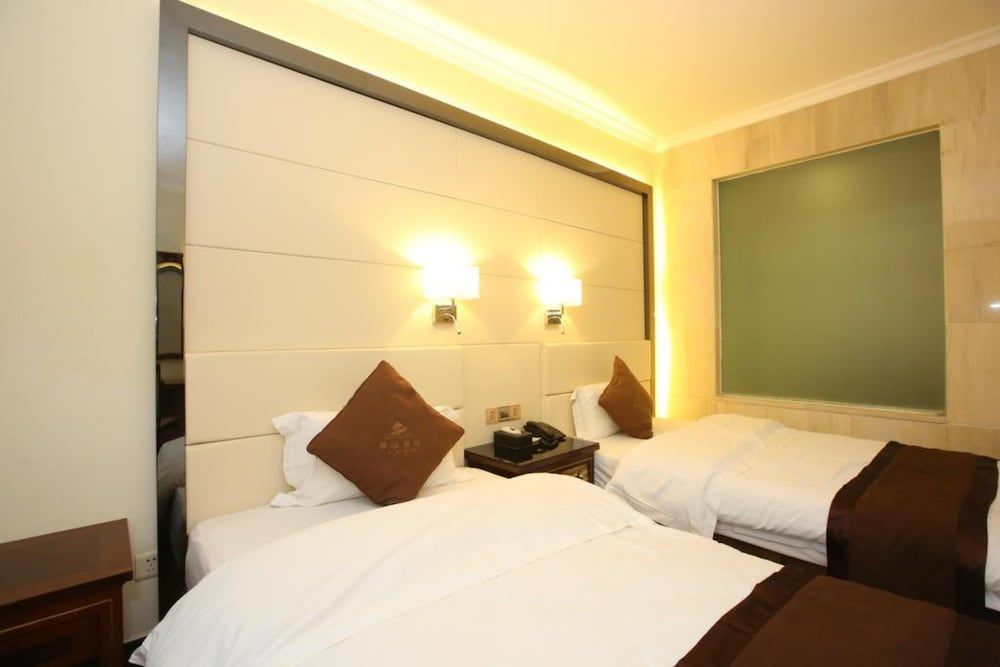 undefined Grand Villa Hotel 3