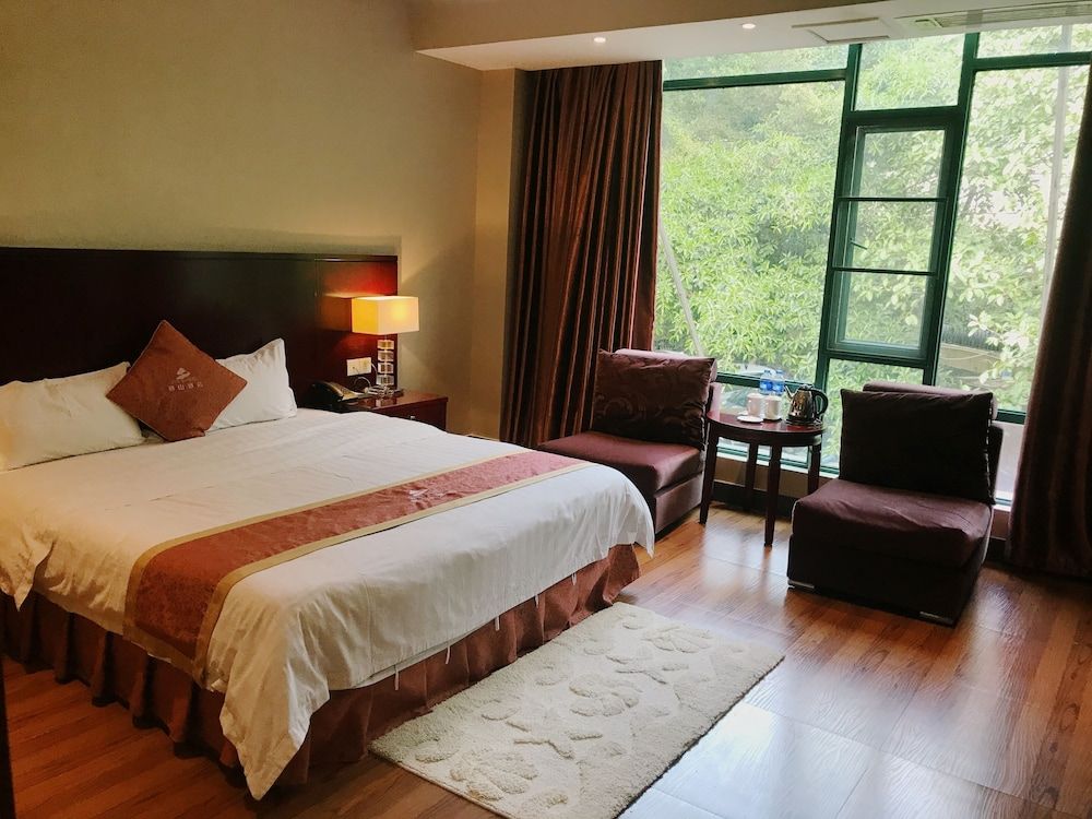 undefined Grand Villa Hotel 2