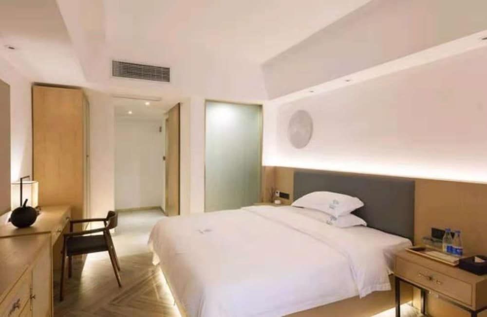 undefined Lifu Guesthouse Canton Tower Branch 8