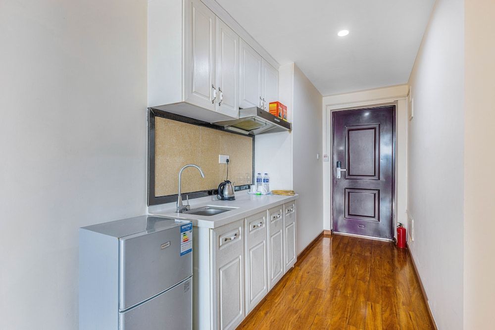 undefined Home Inn Huayi Apartment 10