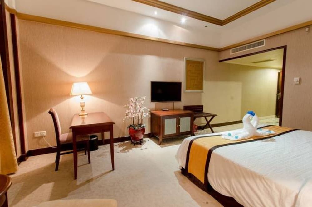 undefined Guangzhou Lijiang Mingzhu Hotel 8