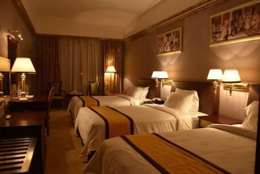 undefined Guangzhou Lijiang Mingzhu Hotel 3