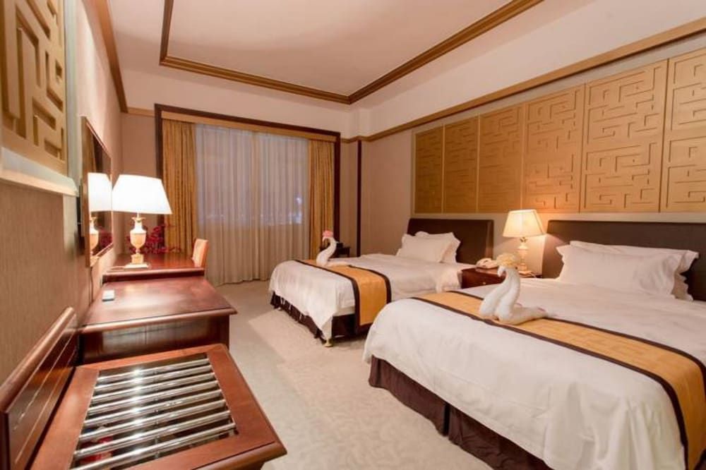 undefined Guangzhou Lijiang Mingzhu Hotel 9