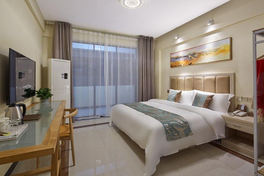 undefined Ivy International Apartment 9