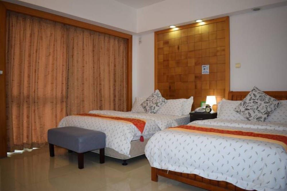 Lingnaying Business Apartment Deluxe Twin Room 3