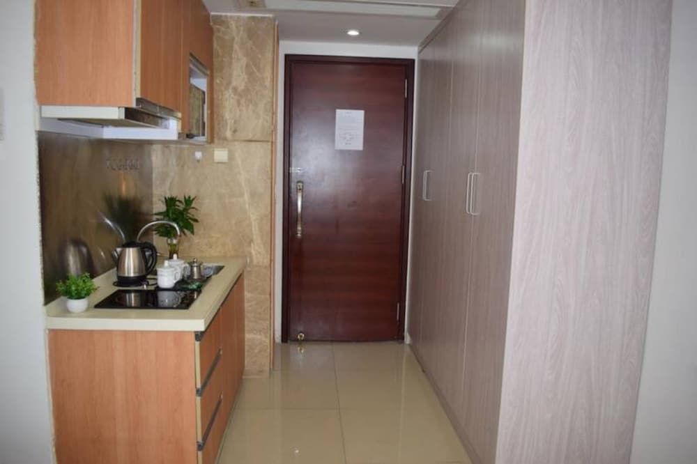Lingnaying Business Apartment Deluxe Twin Room 2